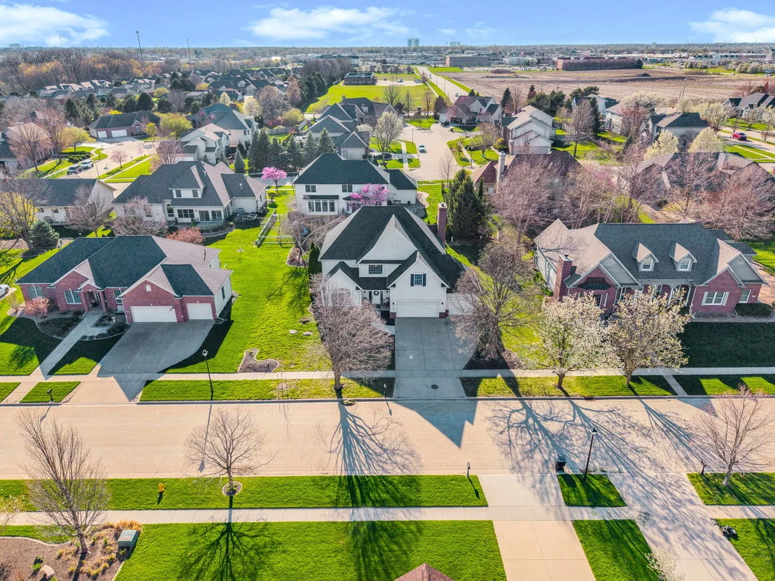 Photo of 2106 Foxtail Road