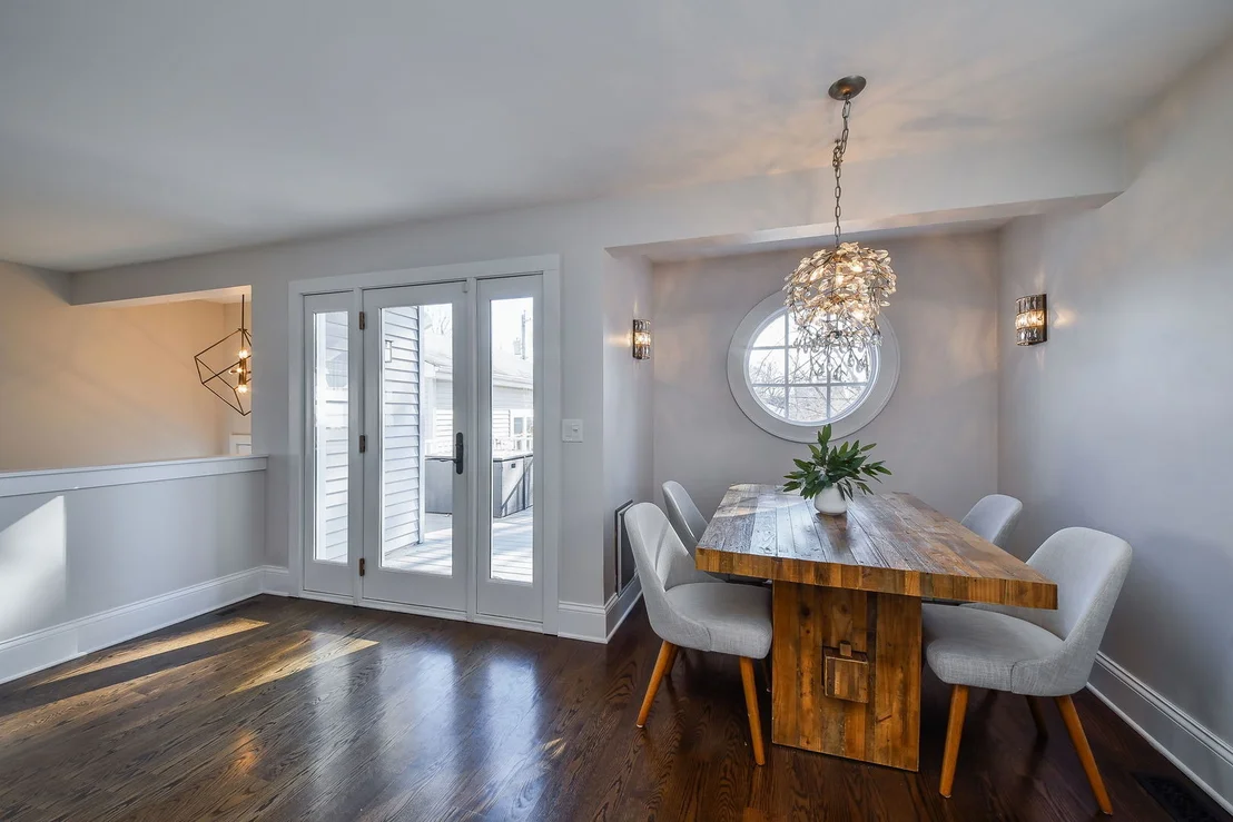 Photo of 312 Douglas Avenue