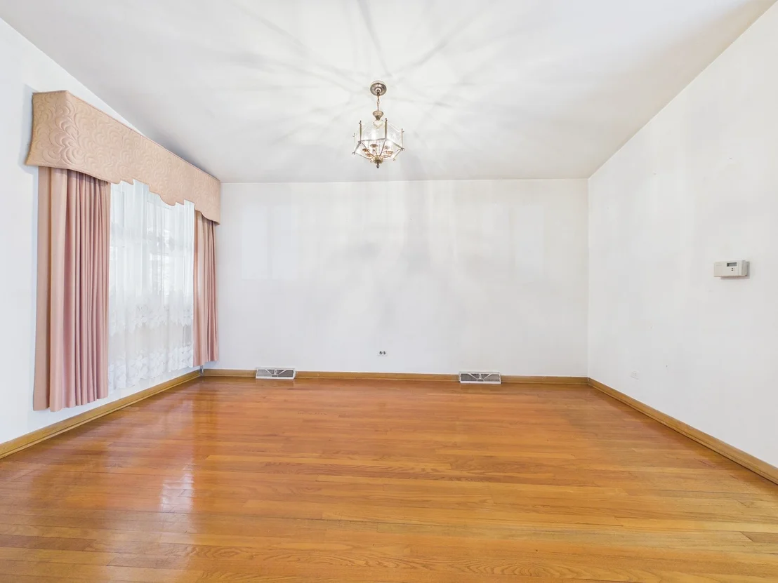 Photo of 9275 Clancy Drive