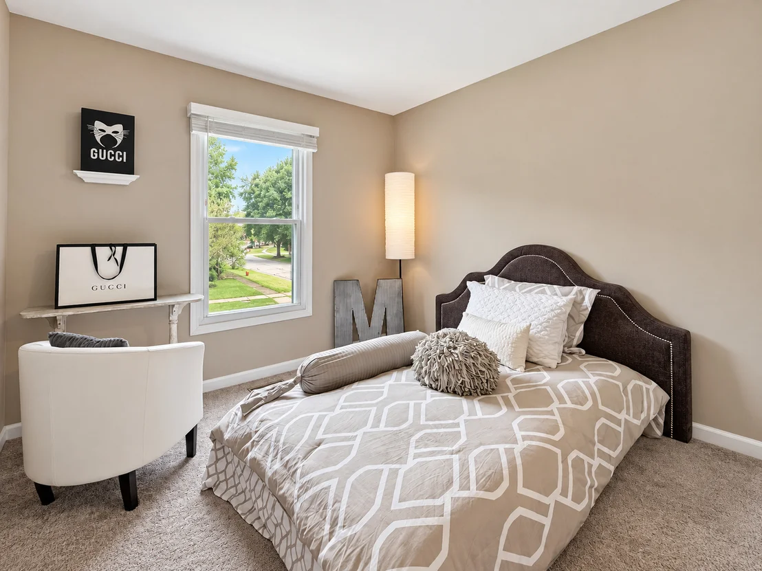 Photo of 1401 Knoll Drive