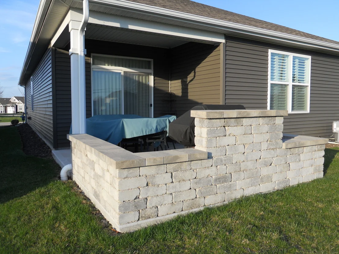 Photo of 979 Crestview Lane