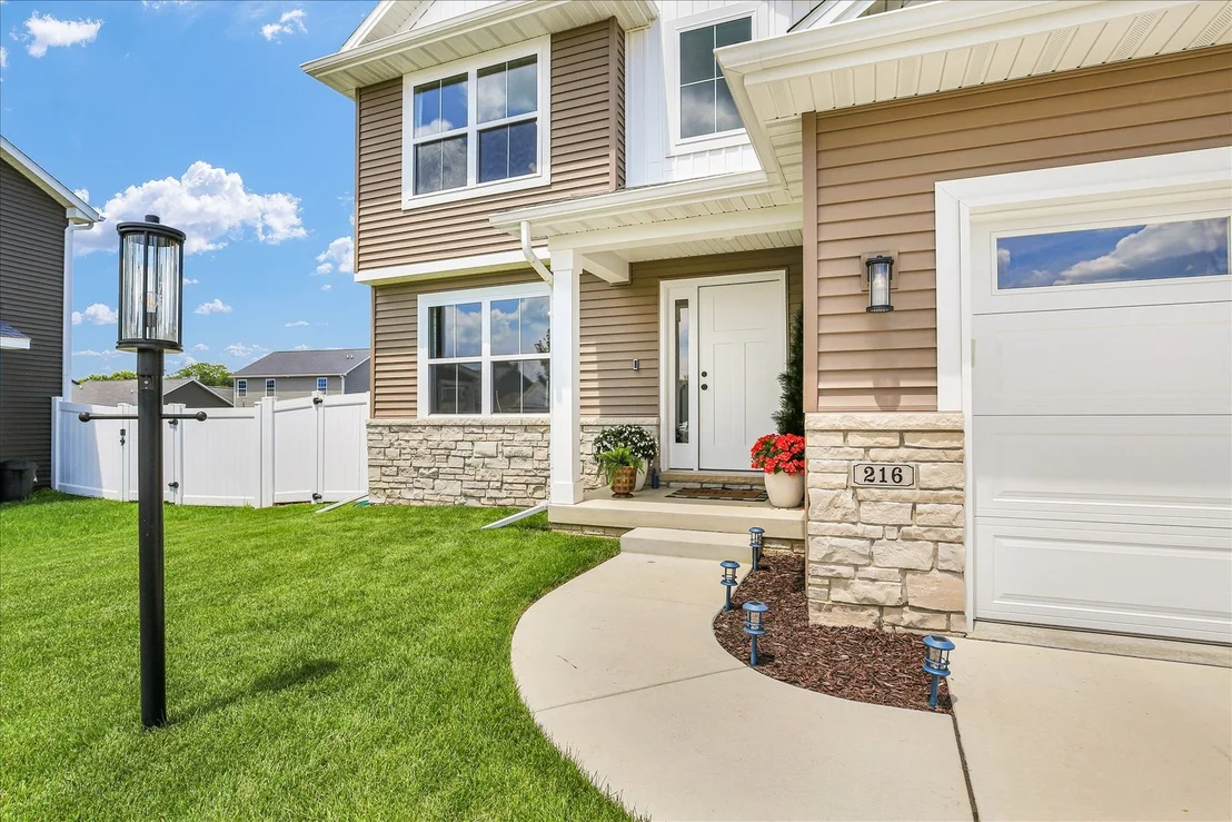 Photo of 216 Red Bud Drive