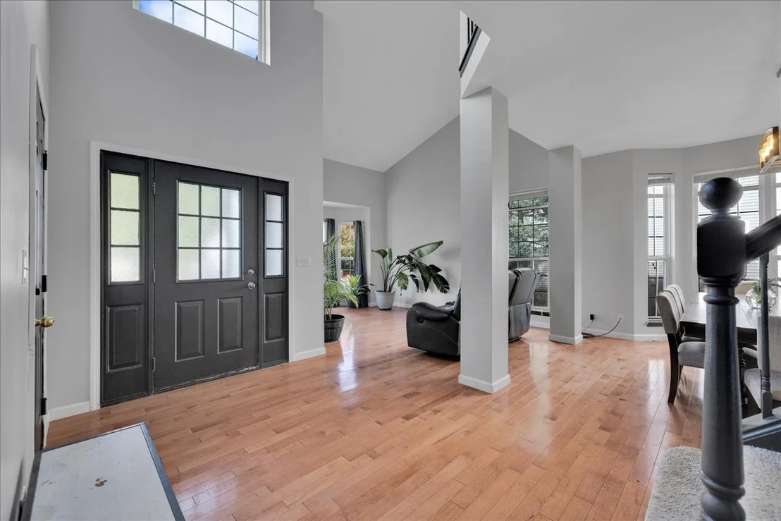 Photo of 974 Audubon Lane