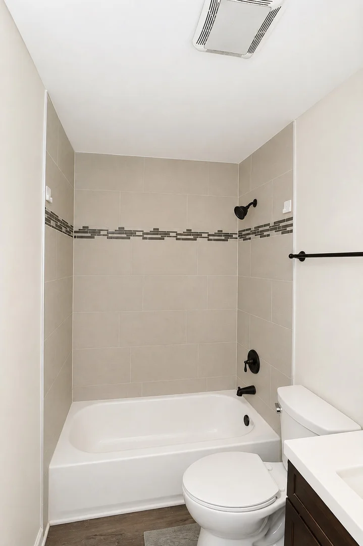 Photo of 946 Harvard Lane