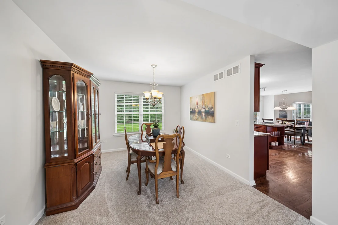 Photo of 567 Lakeview Drive
