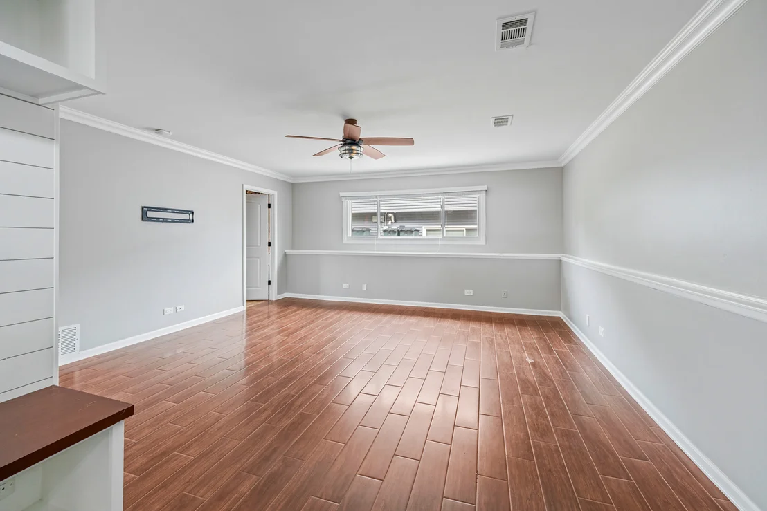 Photo of 17008 Forest Avenue