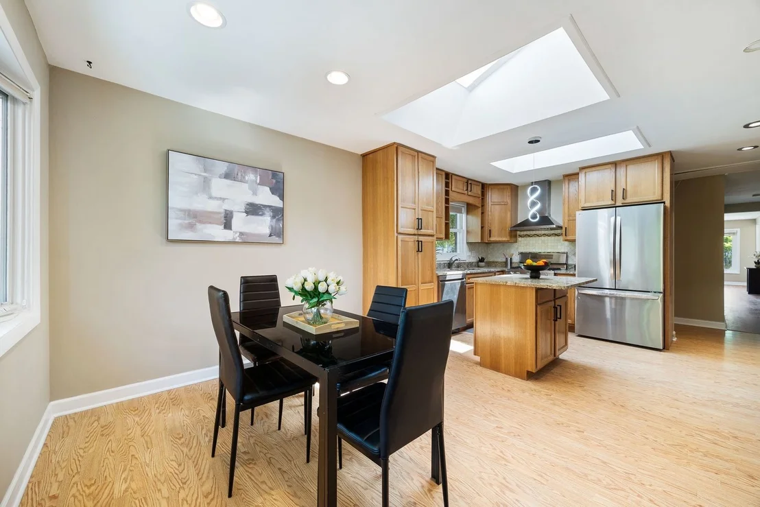Photo of 564 W Harrison Road