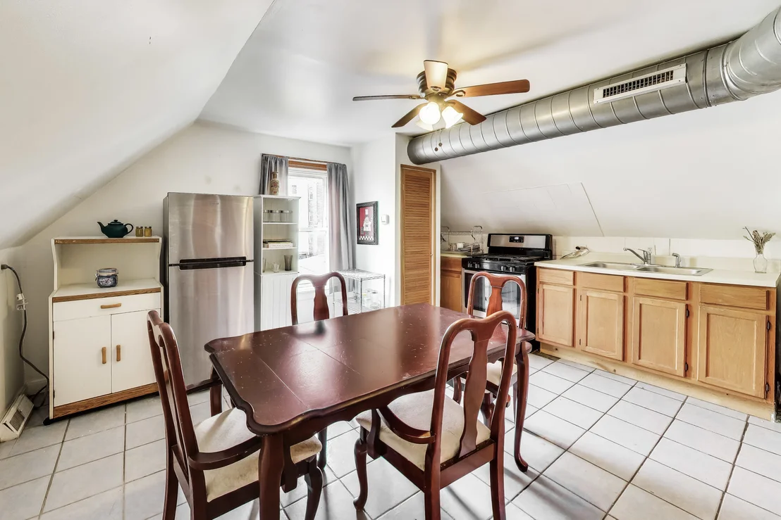 Photo of 1112 N Spaulding Avenue