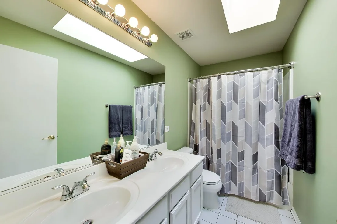 Photo of 2365 Handley Lane