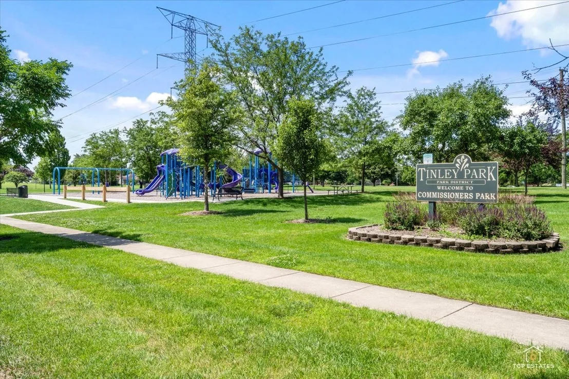 Photo of 8124 Nottingham Road