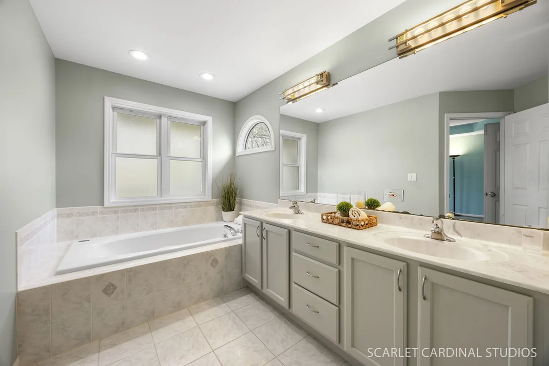 Photo of 2494 Adamsway Drive