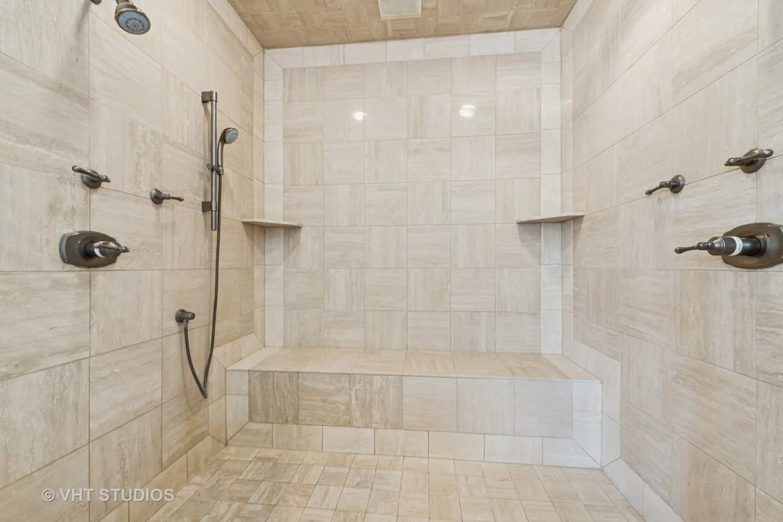 Photo of 560 Oak Knoll Road