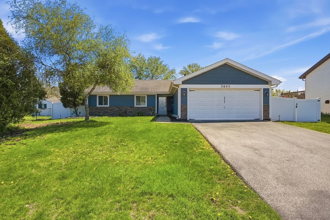 Photo of 3895 Clipper Drive