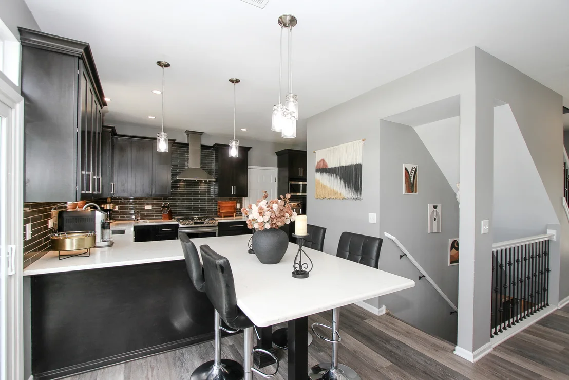 Photo of 465 SPRING RIDGE Drive