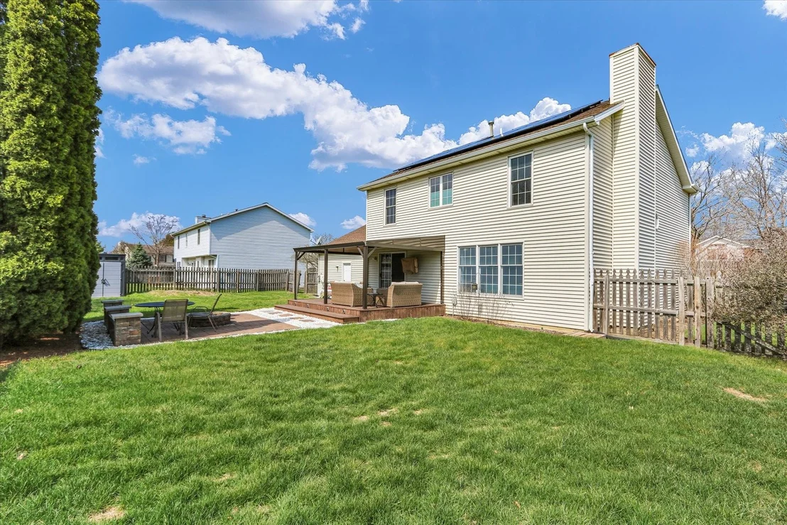 Photo of 2807 Willow Bend Road