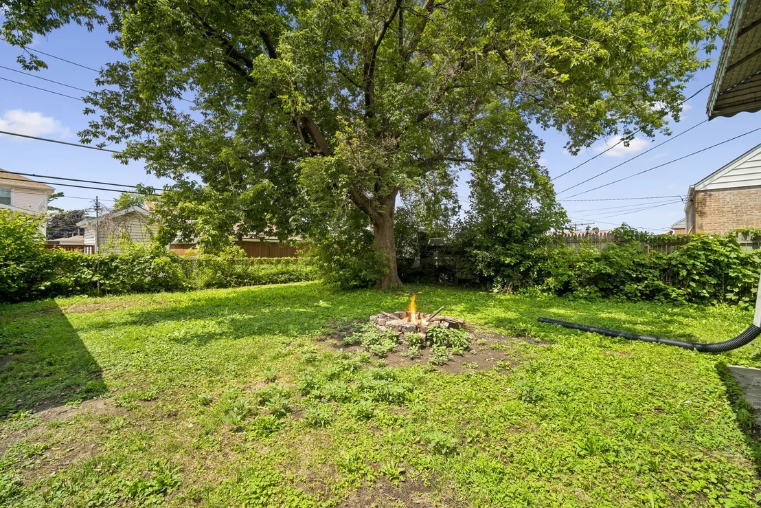 Photo of 4702 River Road