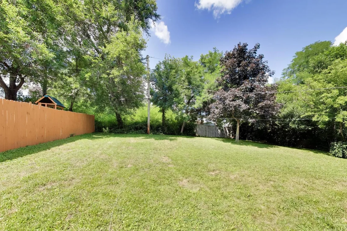 Photo of 5418 Hillside Drive