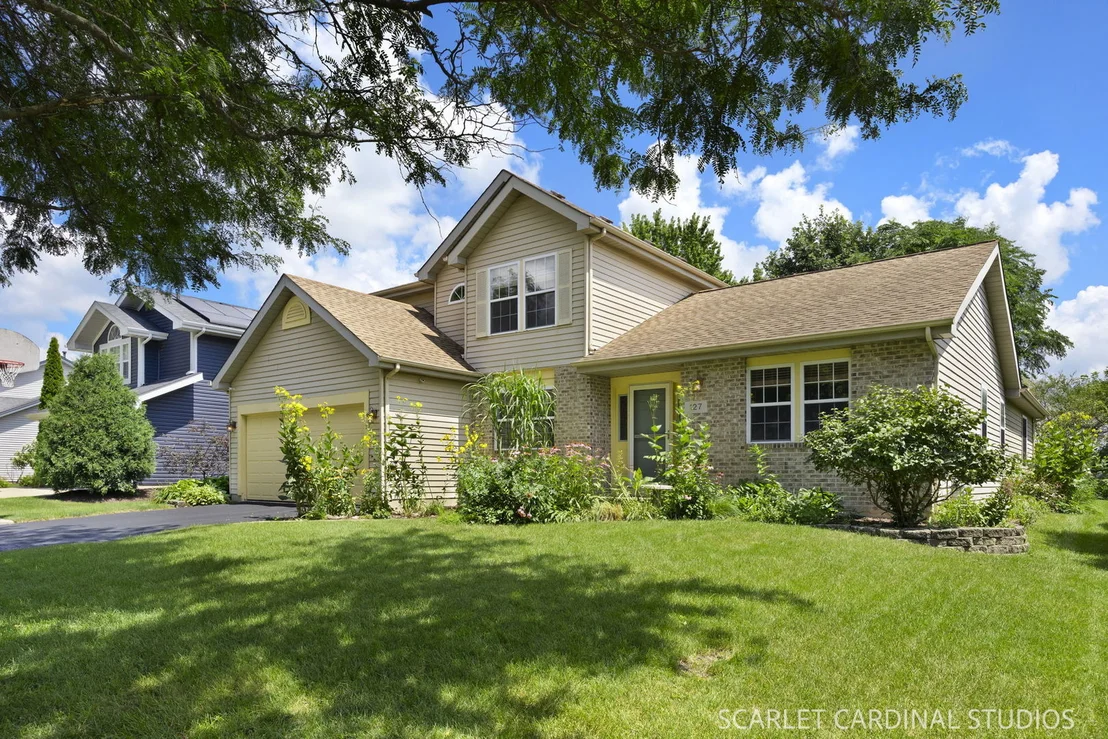 Photo of 127 Forestview Lane