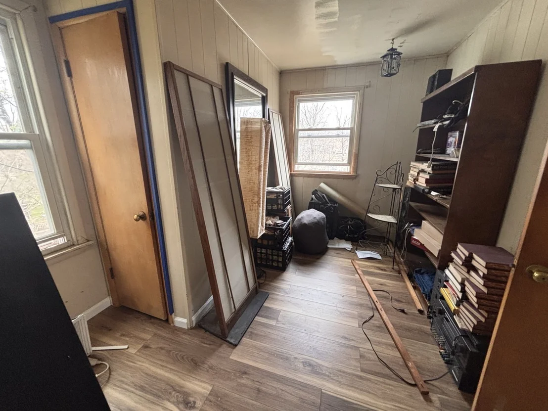 Photo of 16343 Central Park Avenue