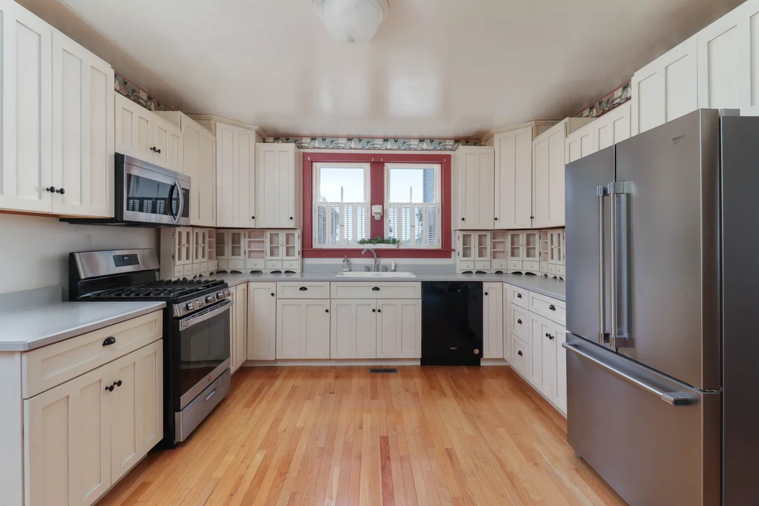 Photo of 409 Woodrig Road