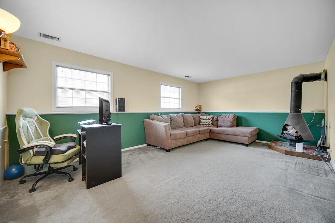 Photo of 951 SURF Court