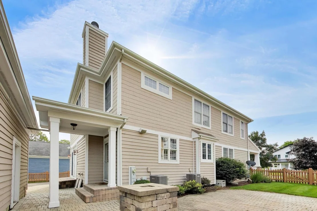 Photo of 2804 Park Lane
