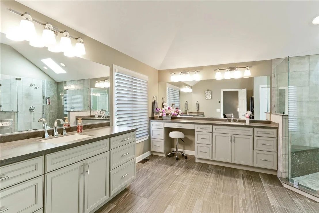 Photo of 519 Litchfield Lane