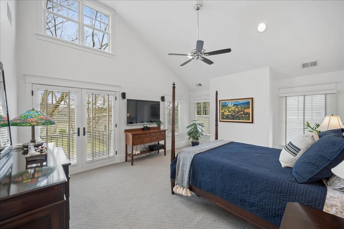 Photo of 814 Park Avenue