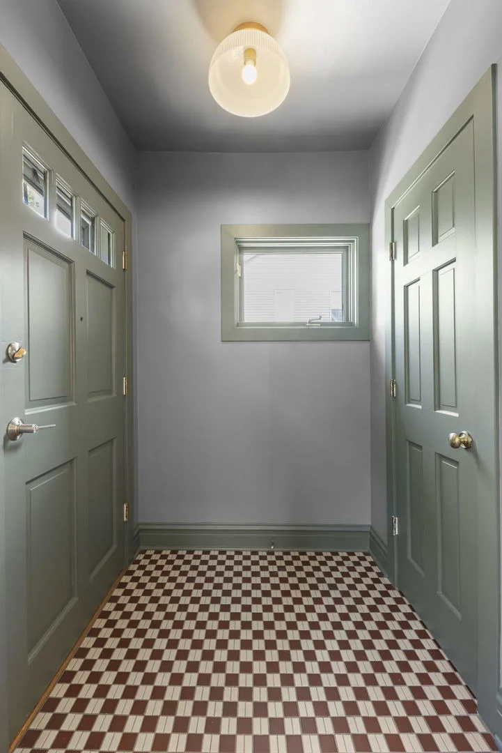 Photo of 810 N Summit Street