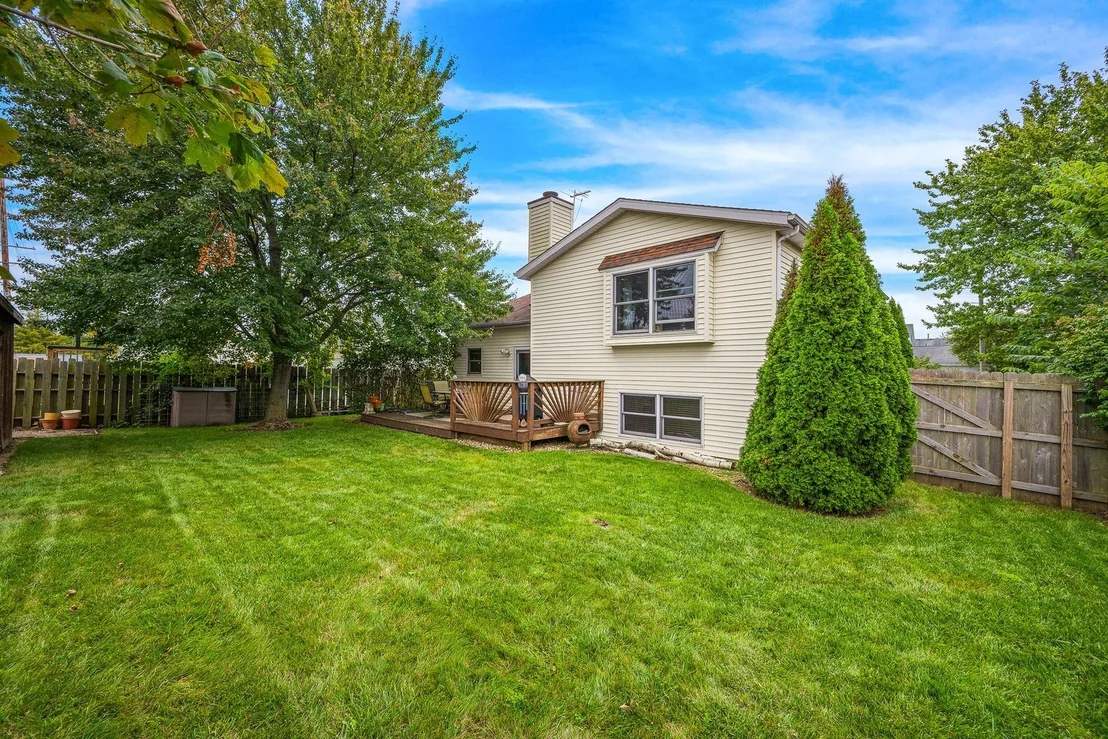 Photo of 302 Carriage Hills Road
