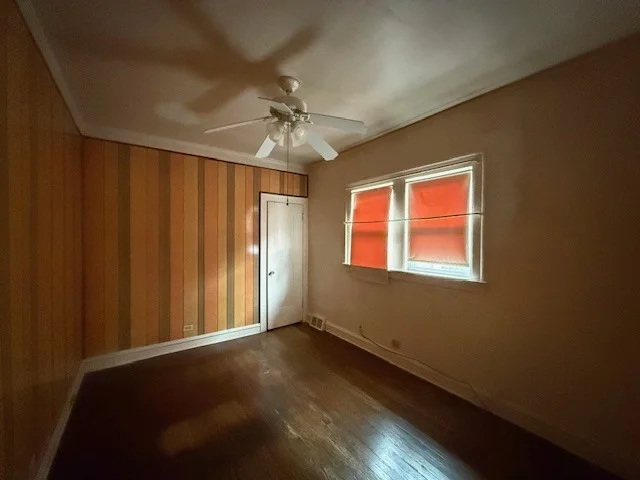 Photo of 322 W 107th Place