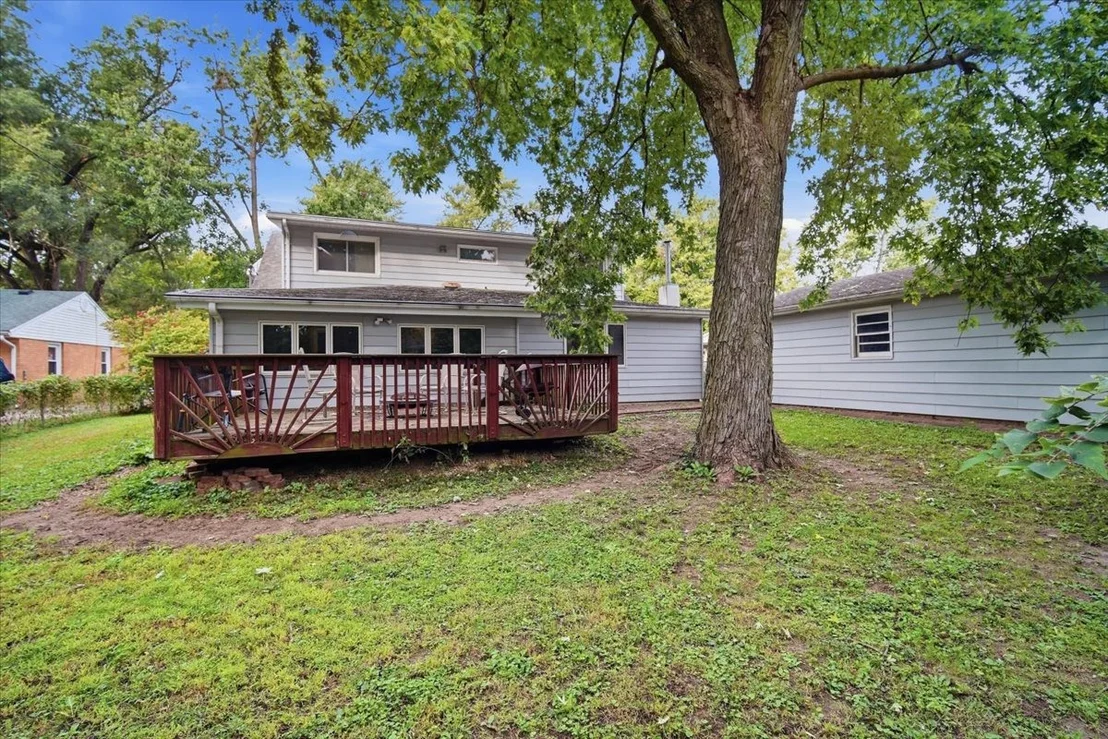 Photo of 912 Parmon Road