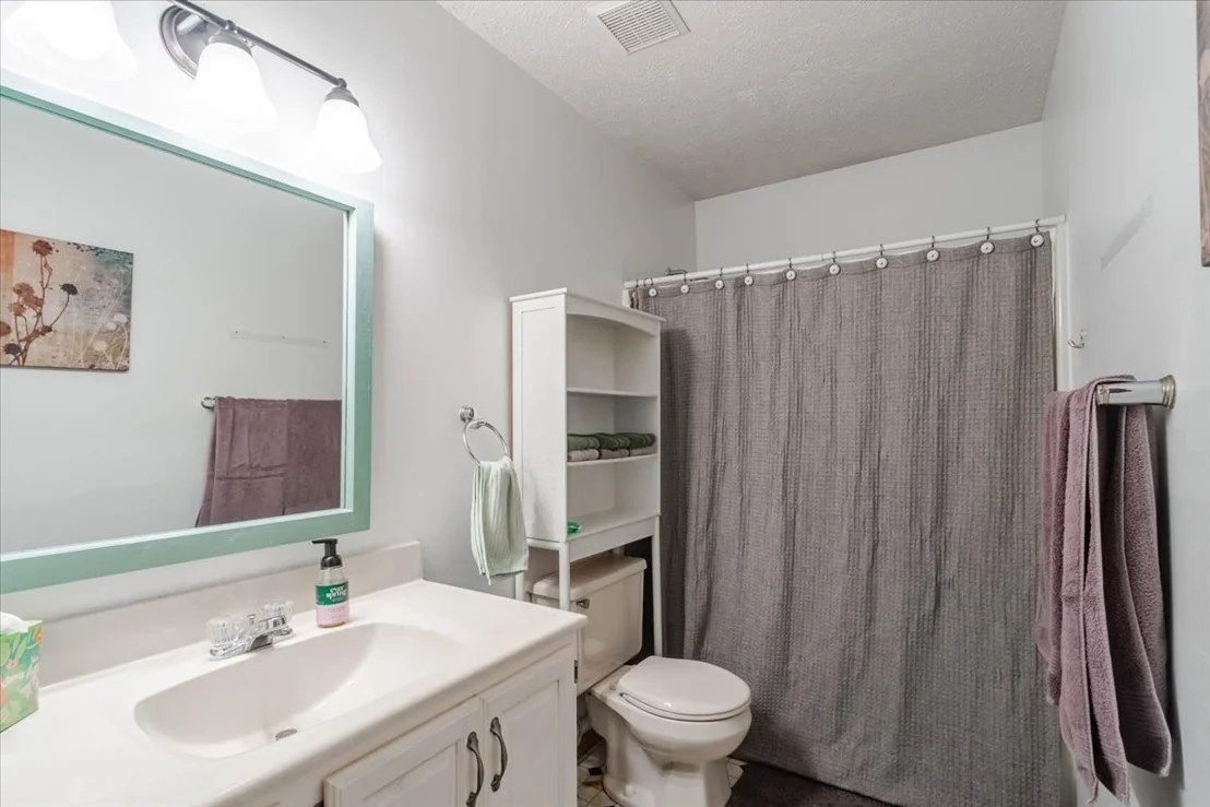 Photo of 808 Phaeton Place
