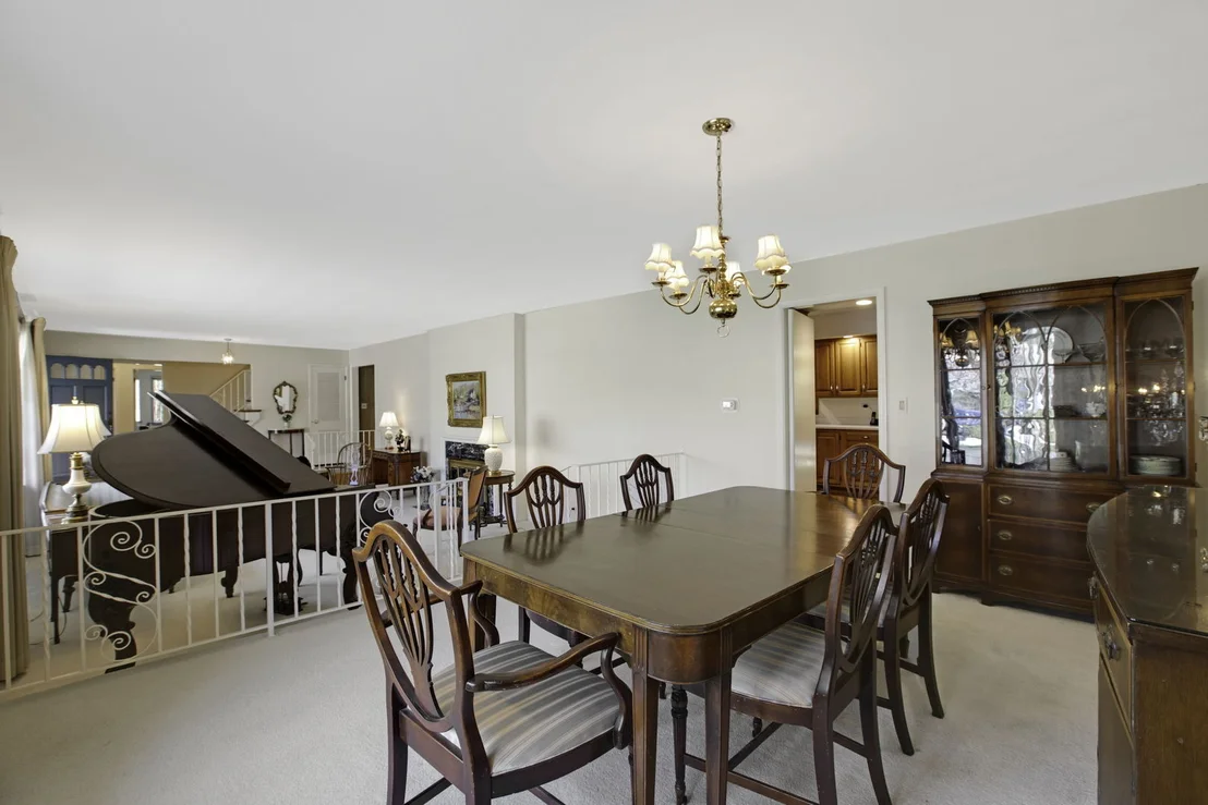 Photo of 835 Timberline Drive