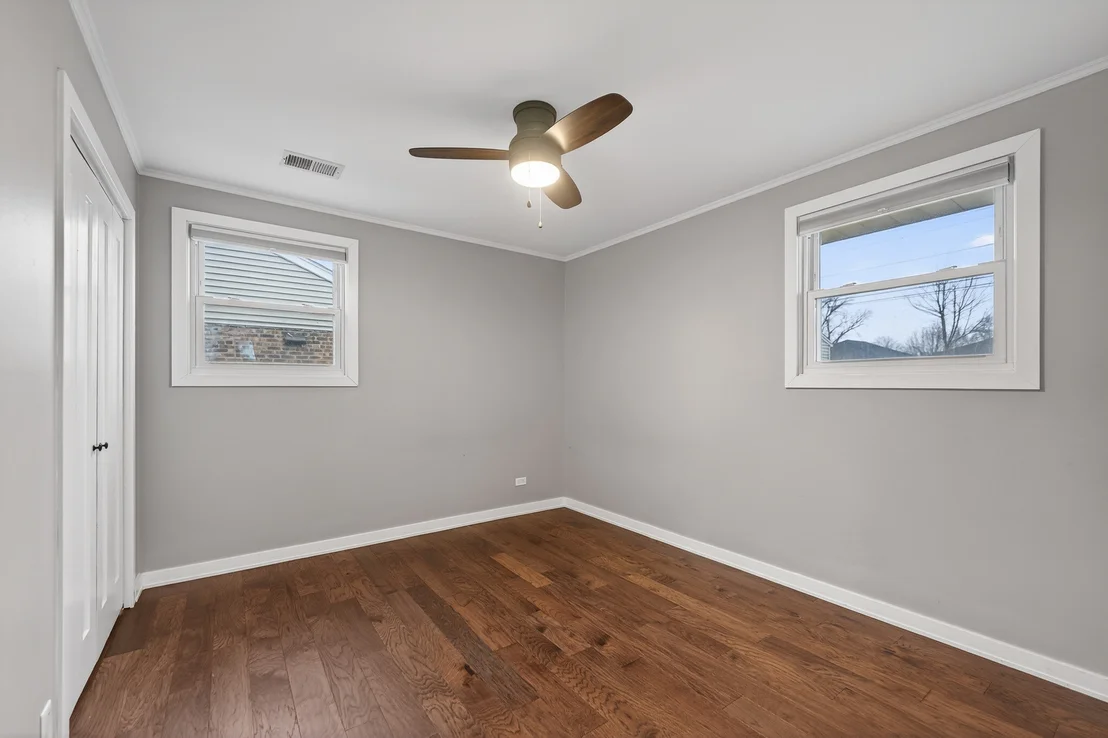 Photo of 1164 W Grant Drive