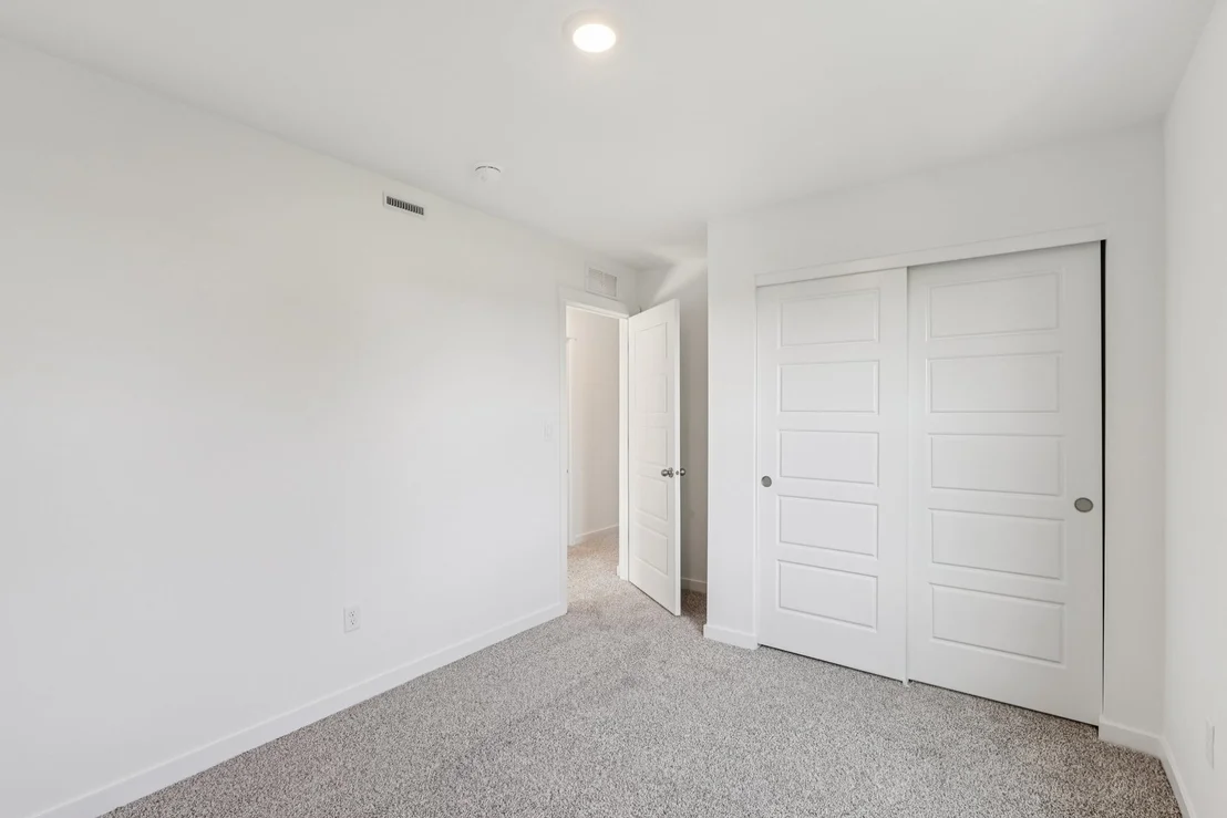 Photo of 1383 Oakfield Lane