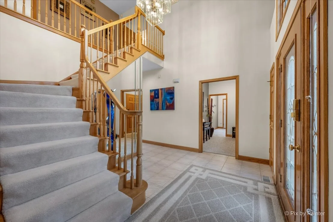 Photo of 958 W Stonehedge Drive