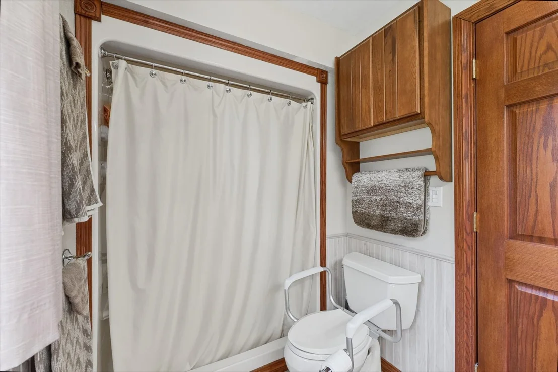 Photo of 1364 Treasure Lane