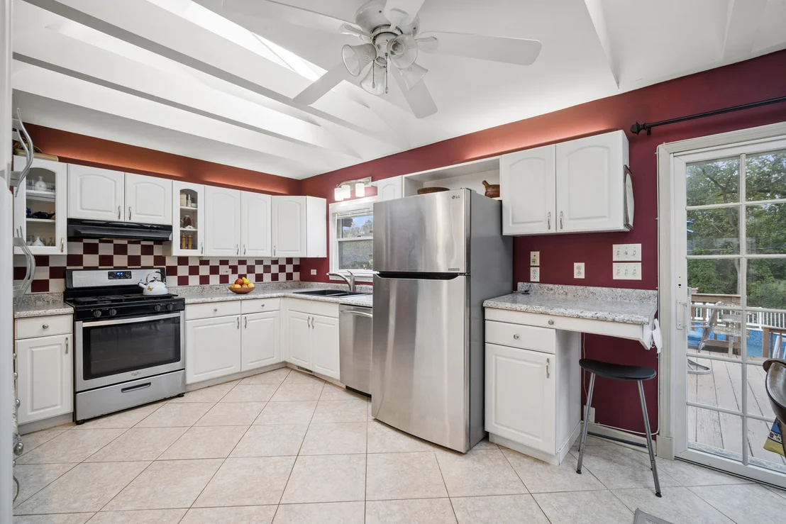 Photo of 1032 Valley Stream Drive