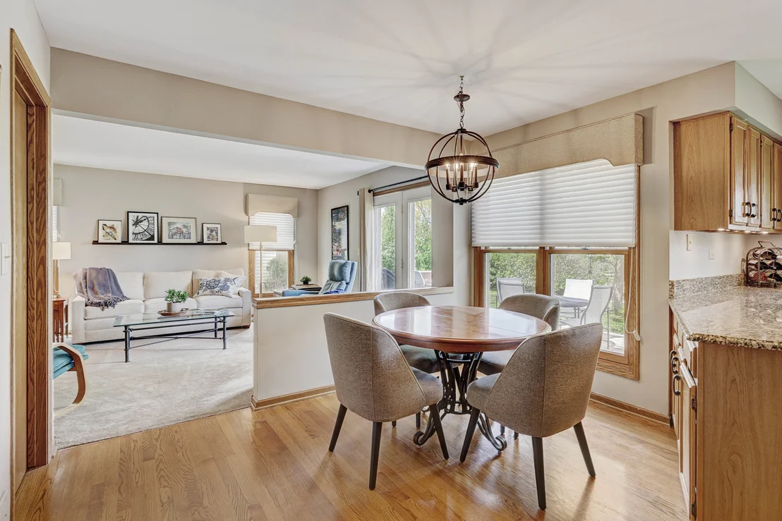 Photo of 4261 Oak Knoll Lane
