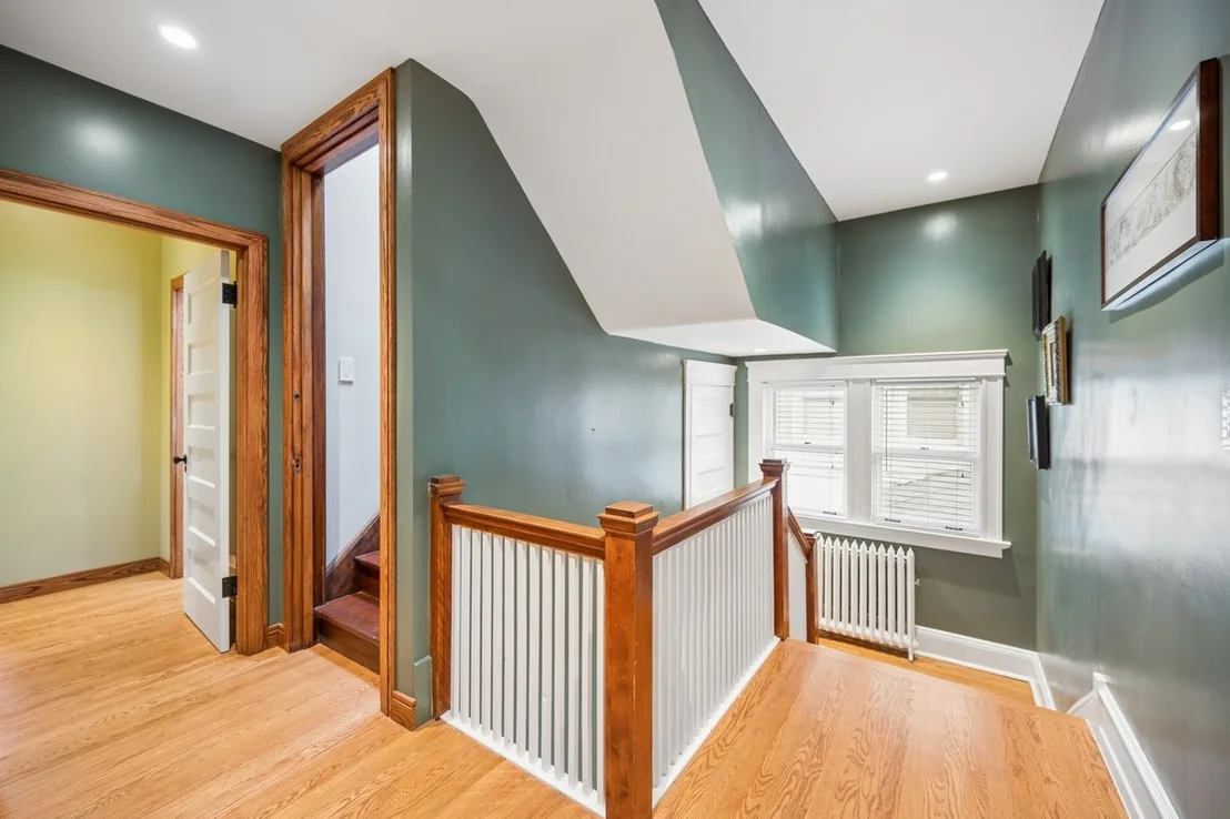 Photo of 1101 Forest Avenue