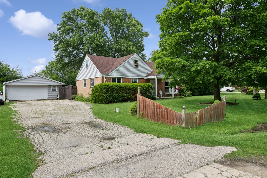 Photo of 99 Fox Lane