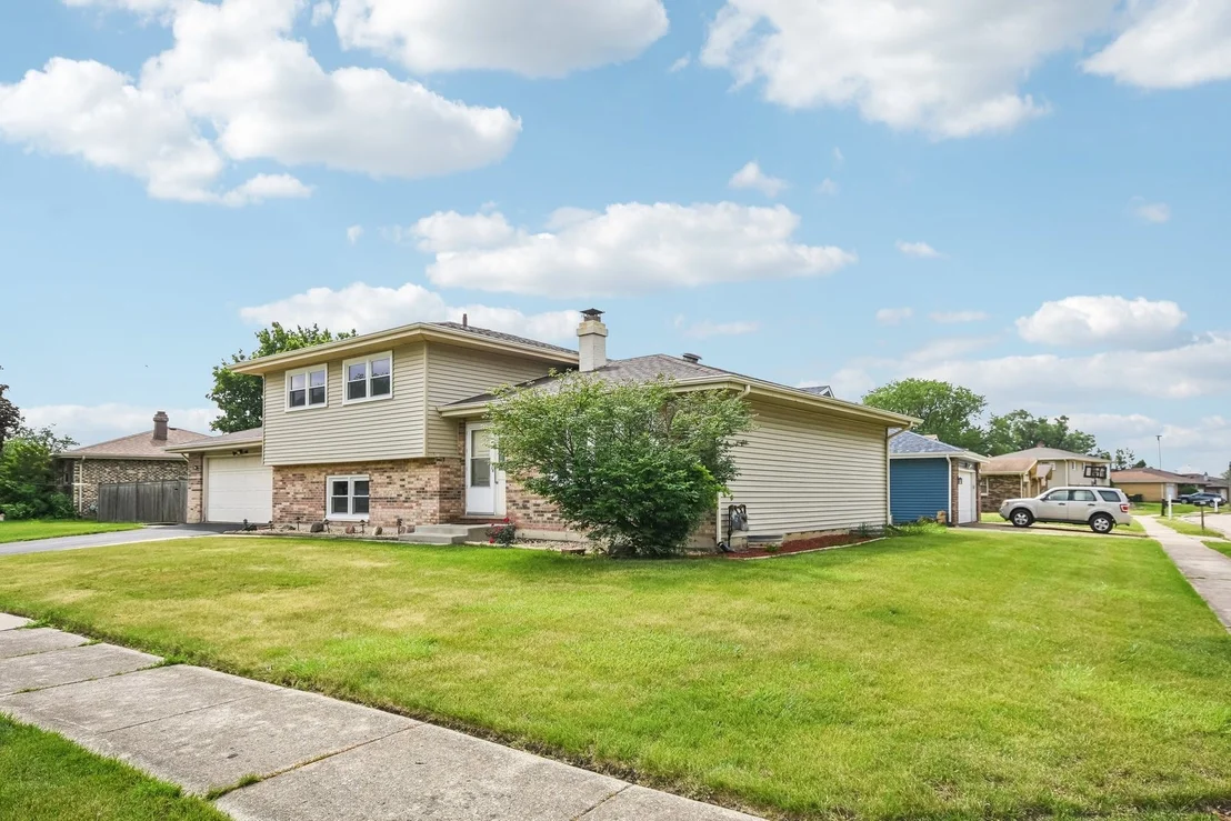 Photo of 410 Flint Trail