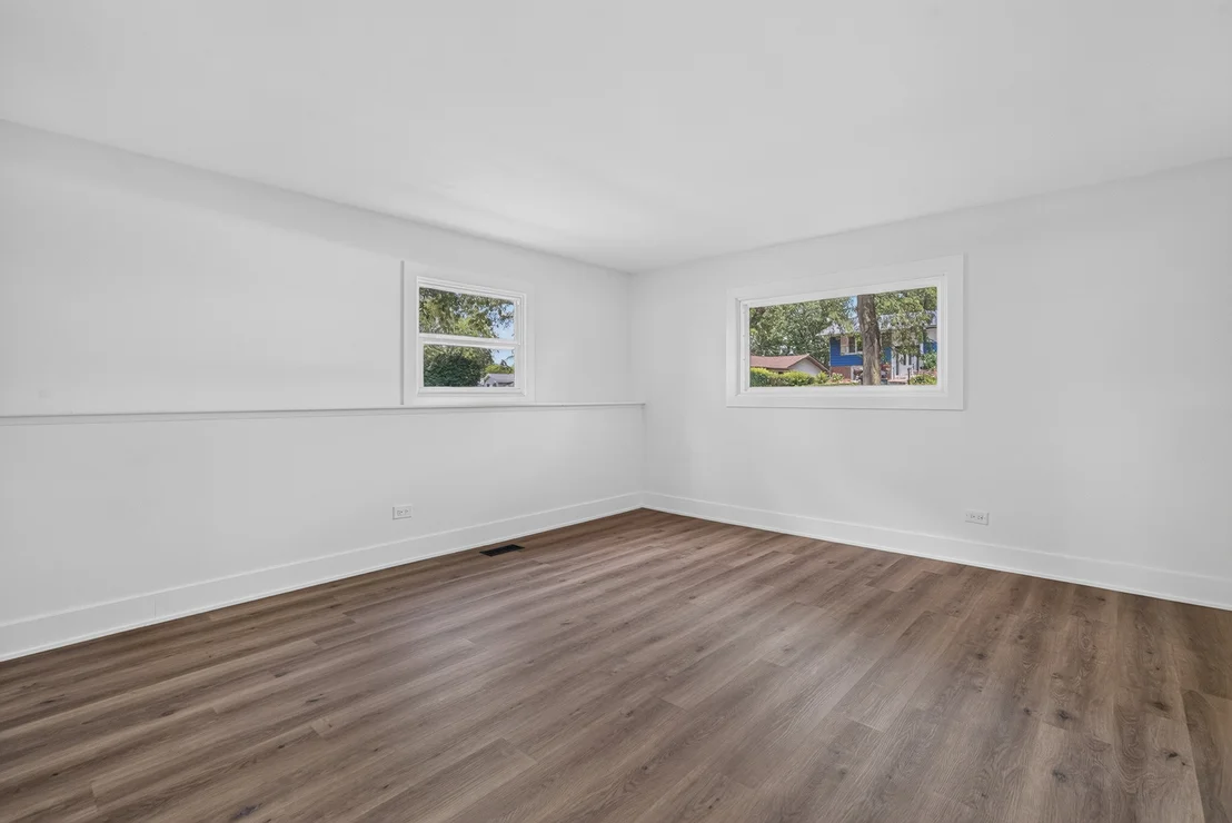 Photo of 405 W Newport Road