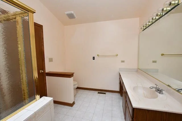 Photo of 1817 Charnbrook Drive