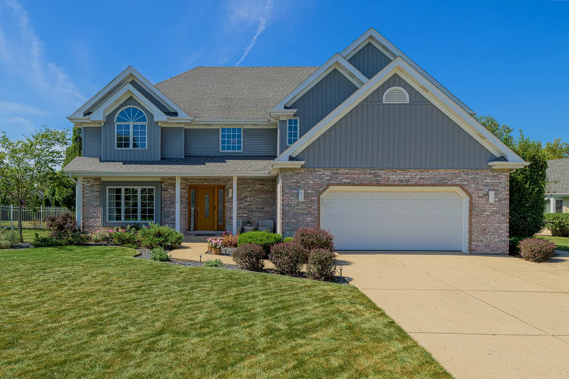 Photo of 19400 Stonehenge Drive