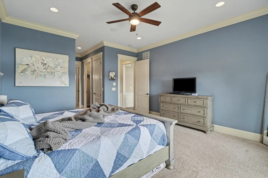 Photo of 405 Denton Drive