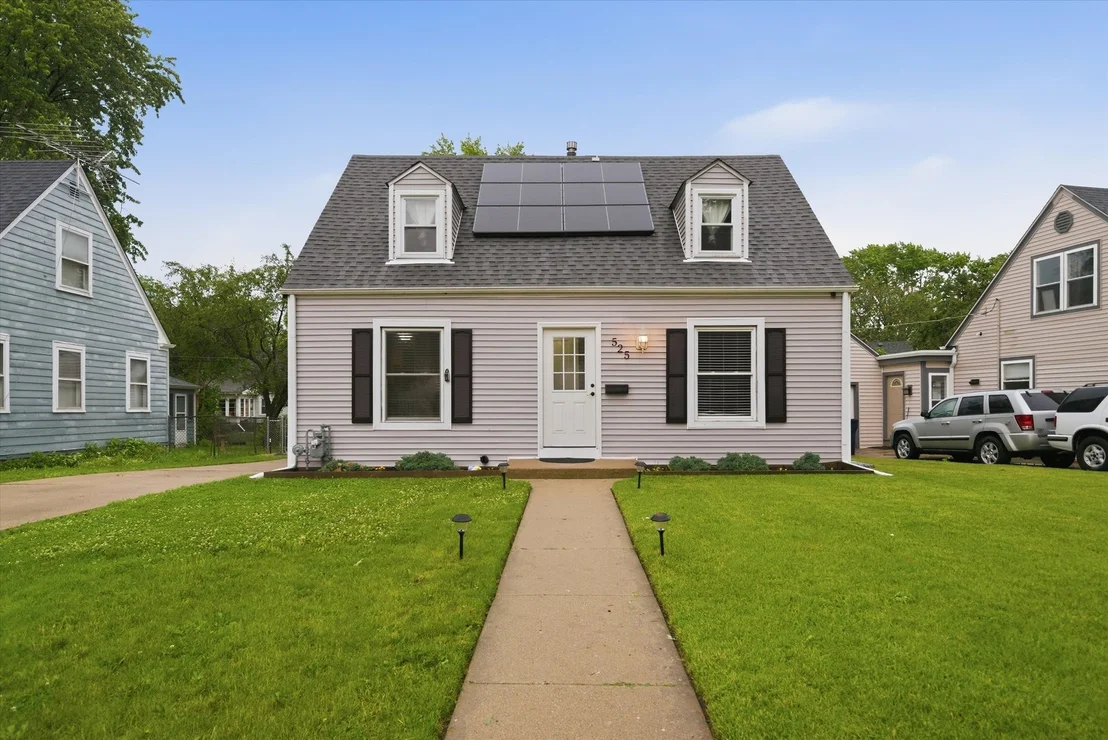 Photo of 525 Sunset Drive