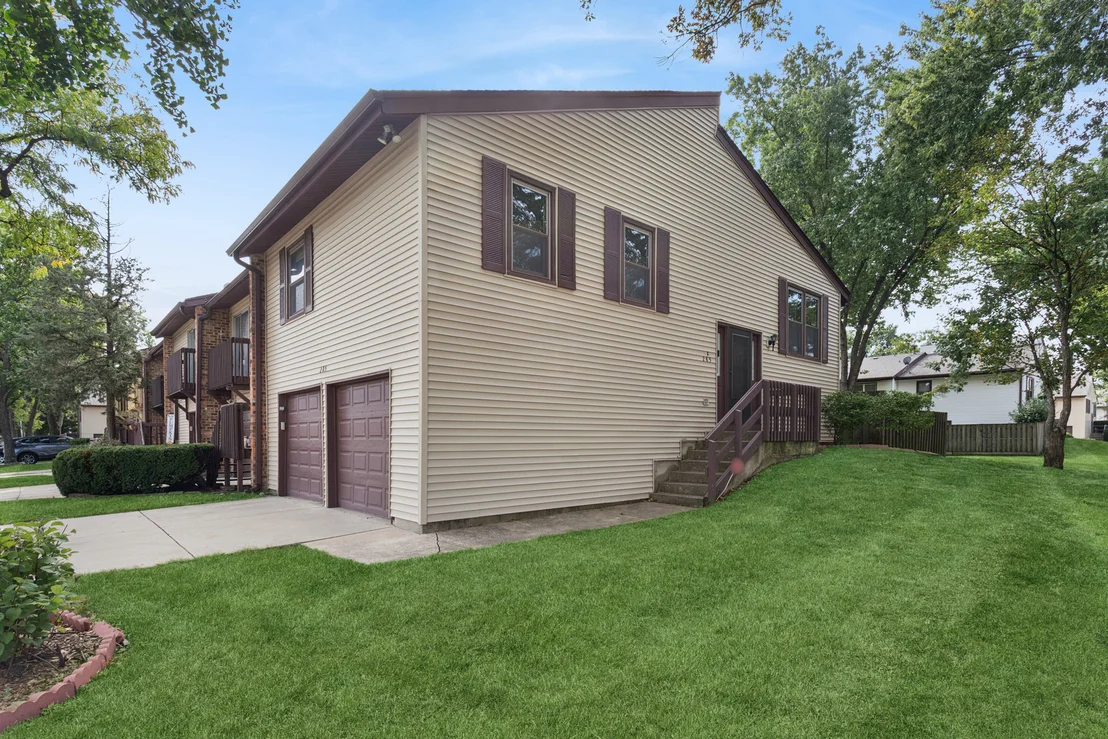 Photo of 285 Navajo Drive