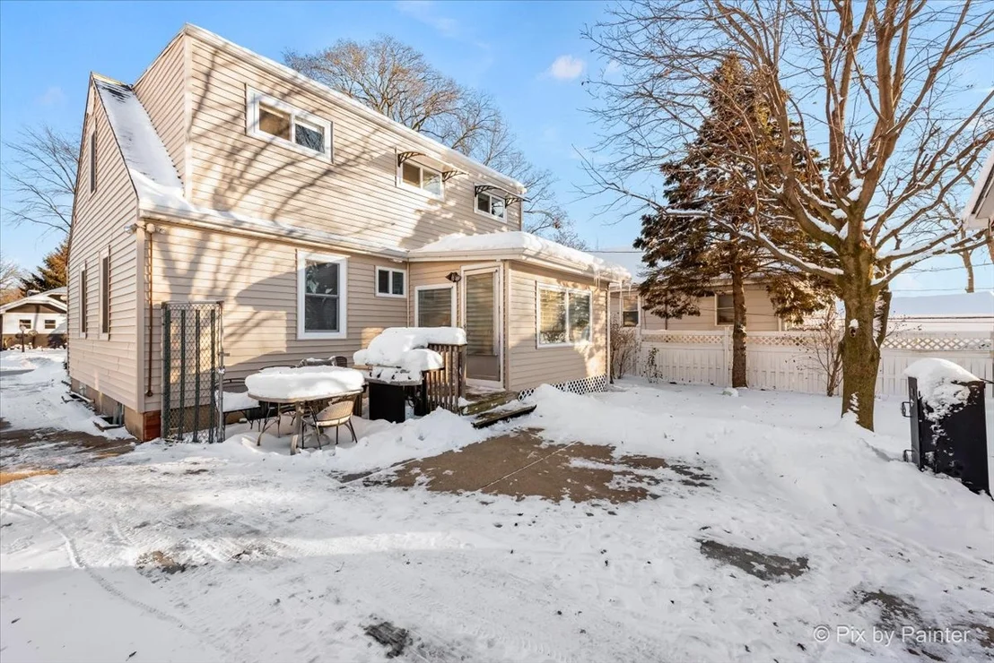 Photo of 132 N Elroy Avenue